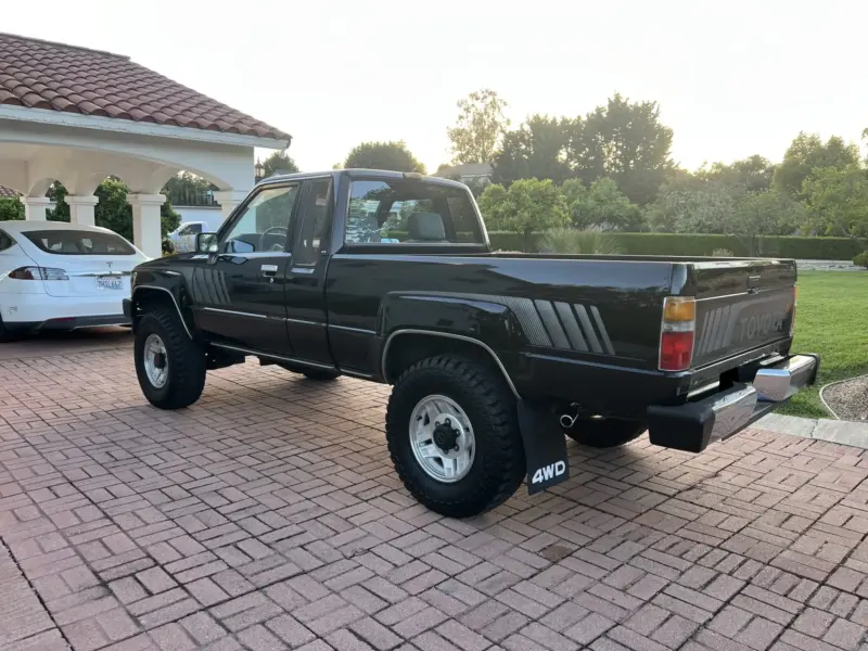 1987 Toyota Pickup XtraCab SR5 Turbo 4×4 5-Speed